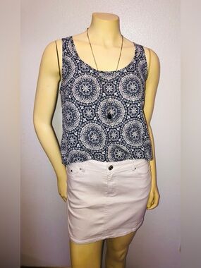Faded Glory Navy and White Medallion Tank Top